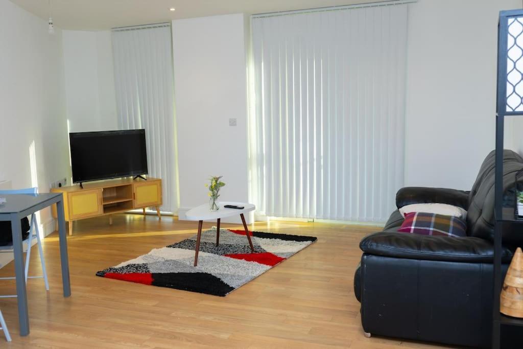 1 Bed Luxury Comfortable Apt Λονδίνο Εξωτερικό φωτογραφία