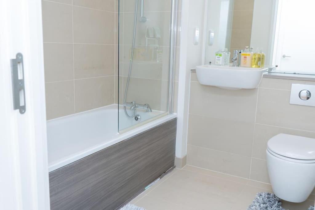 1 Bed Luxury Comfortable Apt Λονδίνο Εξωτερικό φωτογραφία